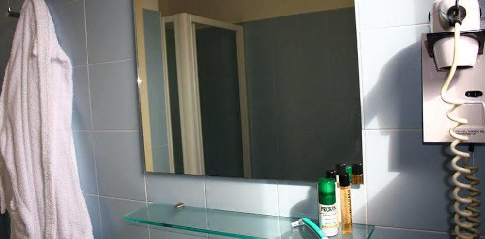 Residence Avana Senigallia Exterior foto